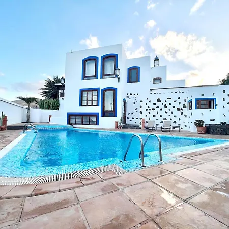 Dui Classic Bb Con Wifi Y Piscina En Yaiza Daire Yaiza (Lanzarote)